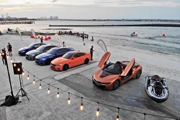 BMW M Owners Club Indonesia Bareng-bareng nikmati Sunset di Pantai Ancol