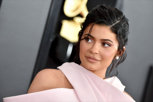 Bibir, Inspirasi Kylie Jenner Mendirikan Kylie Cosmetics
