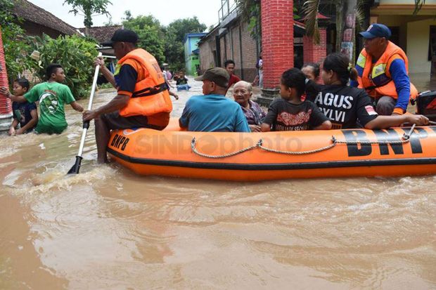 5 Kecamatan di Madiun Diterjang Banjir, Akses Jalan Terputus