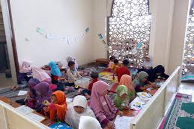 Pemerintah-DMI Bersinergi Jadikan Masjid Pusat Kreativitas Anak