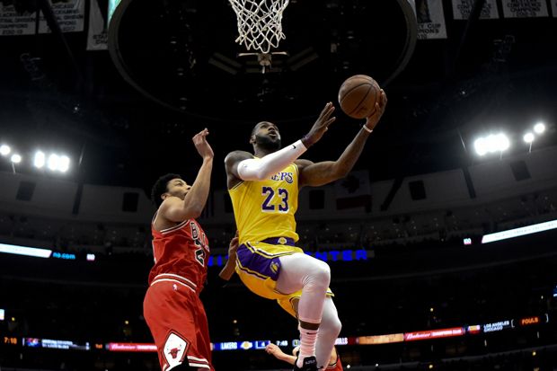 LeBron James Antar Lakers Hapus Tren Buruk