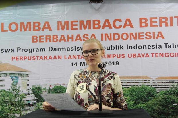 Puluhan Mahasiswa Asing Ikut Lomba Baca Berita Bahasa Indonesia
