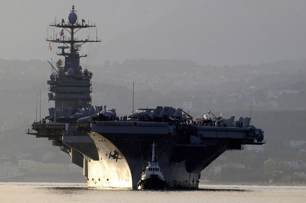 Pentagon Ngotot Pensiunkan Kapal Induk Truman 25 Tahun Lebih Awal
