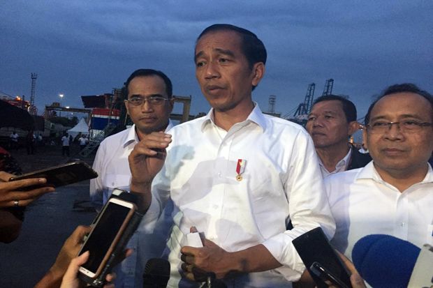 Jokowi: Pengemudi Truk Adalah Pekerjaan Mulia