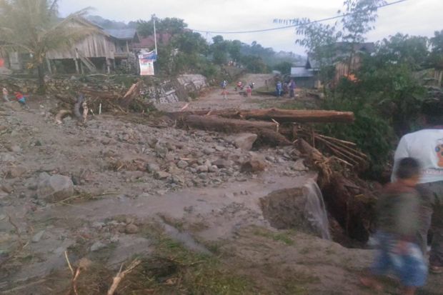 Diterjang Banjir Bandang, 4 Desa di Merangin Terisolasi