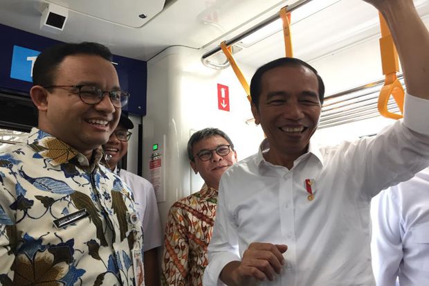 Jokowi Jajal MRT Bersama Kabinet Kerja dan Anies Baswedan