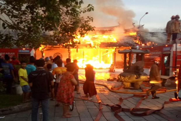 Kelenteng Tertua di Semarang Tay Kak Sie Ludes Terbakar