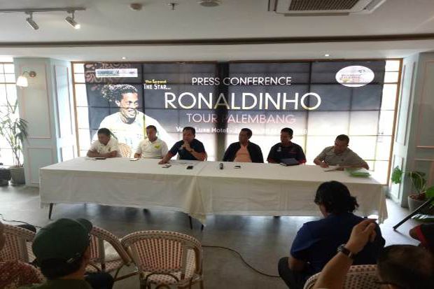 Tak Mendapat Izin Gubernur Sumsel, Ronaldinho Tour 2019 Dipindahkan ke GBK