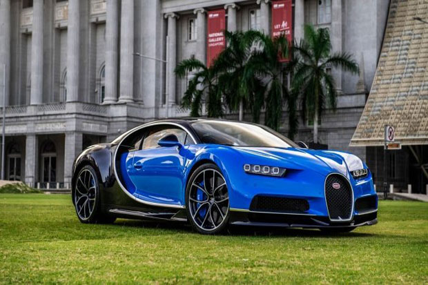 Bugatti Chiron Resmi Mengaspal di Singapura