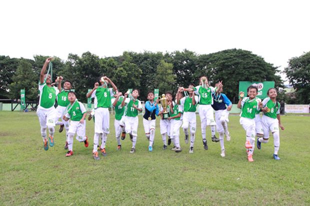 SDN Bandung Rejosari 1 Malang Juara MILO Football Championship Surabaya 2019