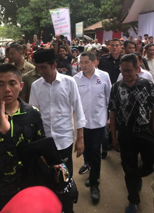 Hari Ini HT Kembali Dampingi Jokowi Kampanye di Banyuwangi
