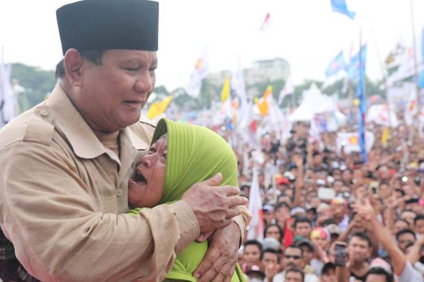 Emak-emak di NTB Minta Prabowo Selalu Tegar dan Berani Bela Rakyat