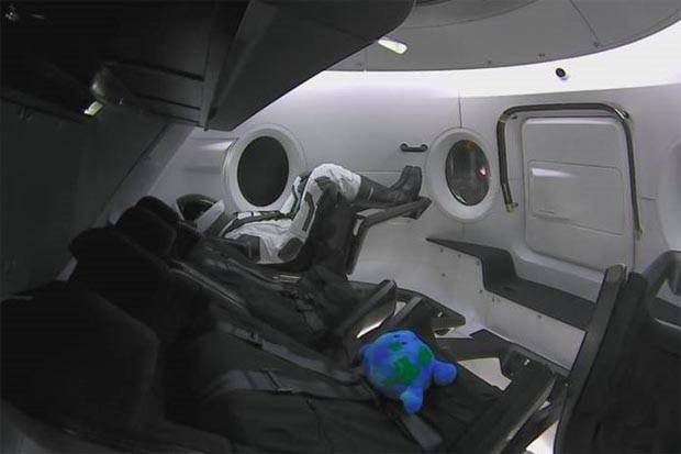 Toyota dan JAXA Siapkan Kendaraan Astronot di Bulan