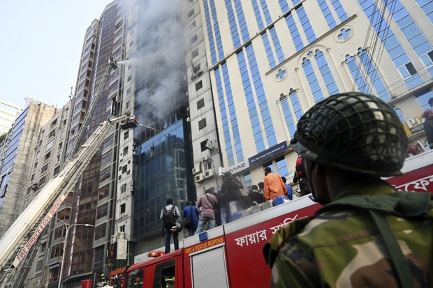 Gedung 22 Lantai di Bangladesh Dilalap Api, 19 Tewas