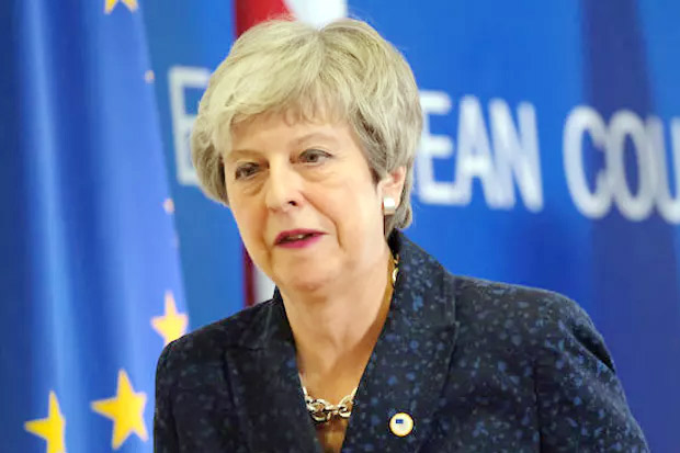Theresa May Bersumpah Mundur Jika Kesepakatan Brexit Disahkan
