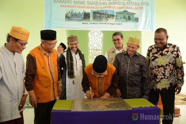 Bupati Lombok Utara bersama Bupati Pidie Jaya Resmikan Musala Al Ikhlas Tanjung
