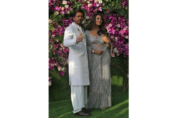 Shah Rukh Khan Raih Gelar Doktor Kehormatan