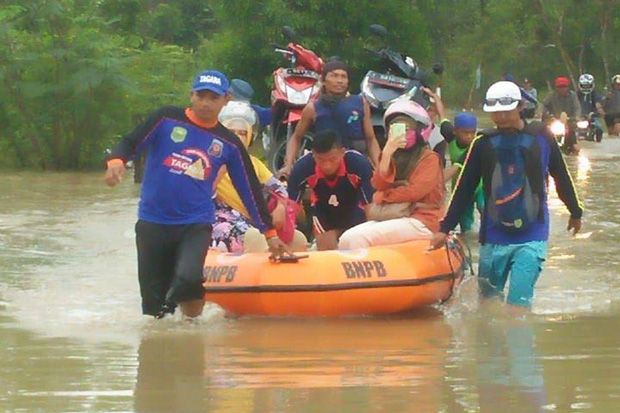 Sungai Ciasem Meluap, 850 Rumah di Subang Terendam Banjir