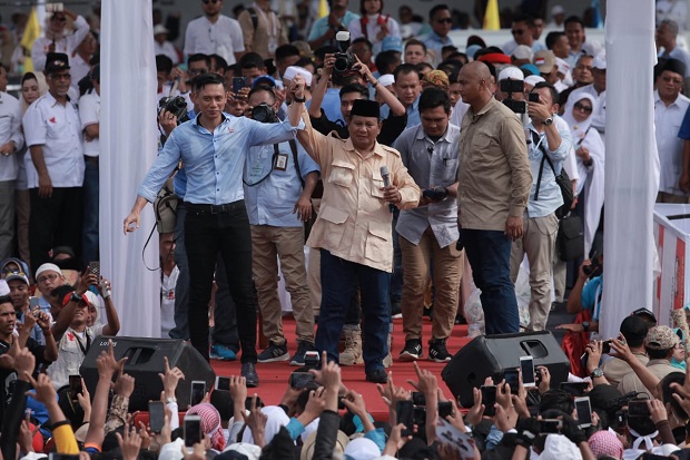 Kehadiran Prabowo dan AHY di Stadion Sriwedari Disambut Puluhan Ribu Pendukung