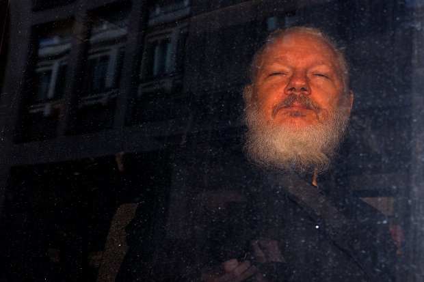 Pengacara Sebut Assange Mungkin akan Diekstradisi ke AS