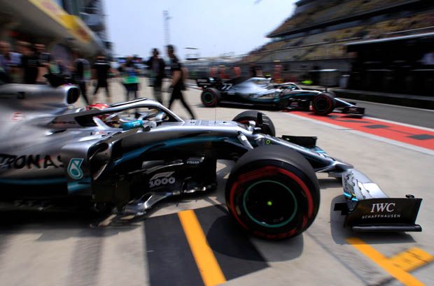 Mercedes Putus Dominasi Ferrari di Latihan Bebas Hari Pertama