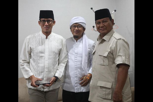 Bertemu Prabowo-Sandi, Aa Gym: Saya Memilih 02