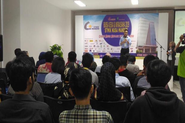 STMIK Nusa Mandiri Gelar Bursa Kerja dan Wirausaha