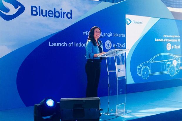 Beroperasi Mulai Bulan Mei, Bluebird Resmi Kenalkan Armada Taksi Listrik