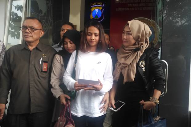 Hari Ini, Vanessa Angel Jalani Sidang Perdana di PN Surabaya