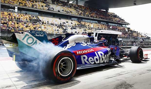 Red Bull Jajal Mesin Baru Honda di GP Azerbaijan