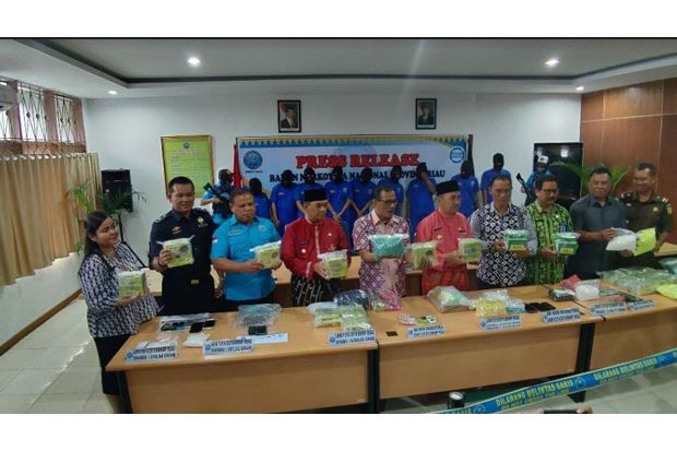 BNN Provinsi Riau Sita 30 Kg Sabu asal Malaysia