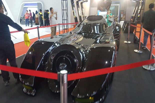 Mobil Batman Parkir di IIMS 2019, Ini Sejarah Panjang Batmobile
