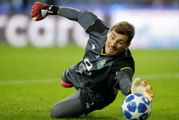 Iker Casillas Mendapat Serangan Jantung