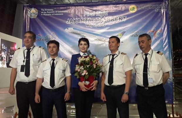Uzbekistan Airways Resmi Terbangi Rute Jakarta-Tashkent