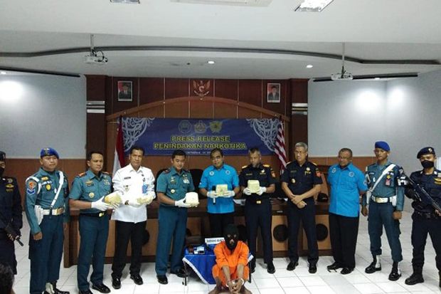 Bersama BNN dan TNI, Bea Cukai Gagalkan Penyelundupan 5,4 Kilogram Sabu