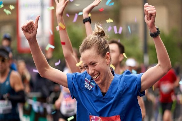 Lari Maraton Tak Pakai Rok, Rekor Perawat Ini Ditolak Guinness
