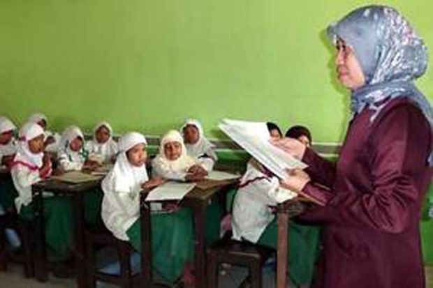 Guru Didorong Bersertifikat Uji Kemahiran Berbahasa Indonesia