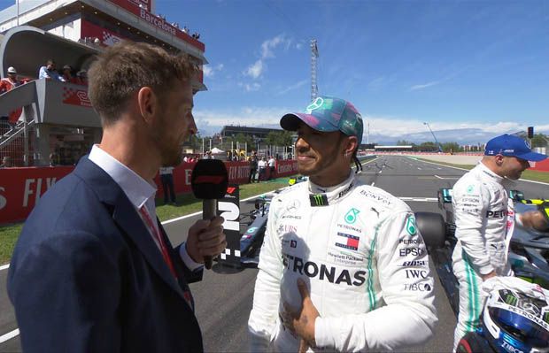 Lewis Hamilton Puas Memulai Lomba di Belakang Bottas