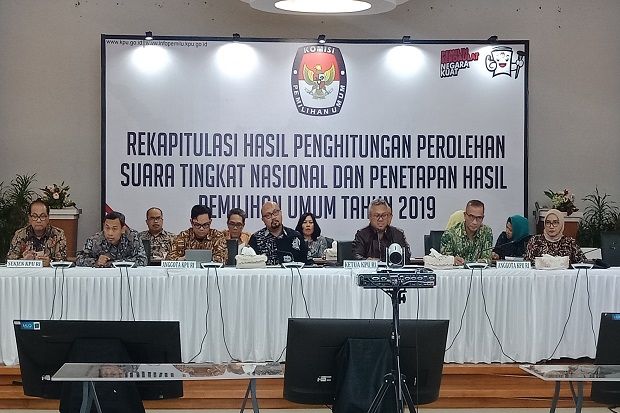 Data TPS Capai 80 Persen, Jokowi-Maruf Tetap Unggul dari Prabowo-Sandi