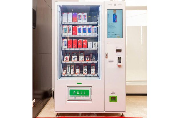 Biar Lebih Murah, Xiaomi Jual Handphone Melalui Vending Machine