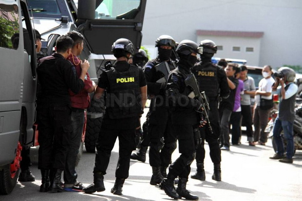 Densus Tangkap 8 Terduga Teroris di Jawa Tengah