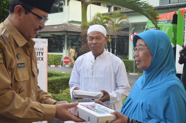 Humanity Food Truck Layani Buka Puasa Masyarakat Yogyakarta