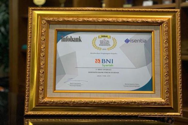 BNI Syariah Raih Penghargaan 8th Digital Infobank Awards 2019