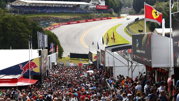 Jumlah Penonton F1 Susut, Carlos Sainz Punya Teori Sendiri