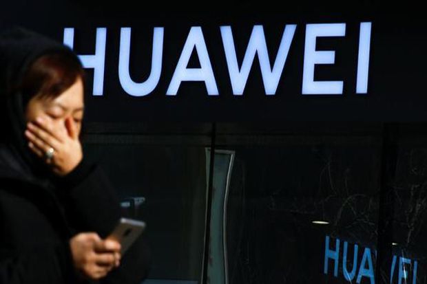 Google Dikabarkan Mulai Batasi Akses Huawei ke Layanan Android