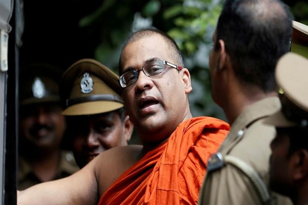 Presiden Sri Lanka Ampuni Biksu Buddha Penghasut Kekerasan Anti-Muslim