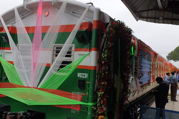 Kereta Api Indonesia Buatan PT INKA Layani Jalur Terpanjang Bangladesh