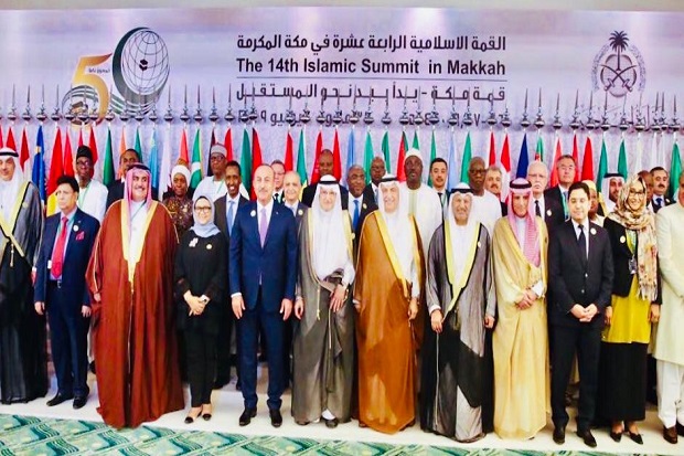 Menlu RI Gelar Sejumlah Pertemuan Bilateral di Jeddah