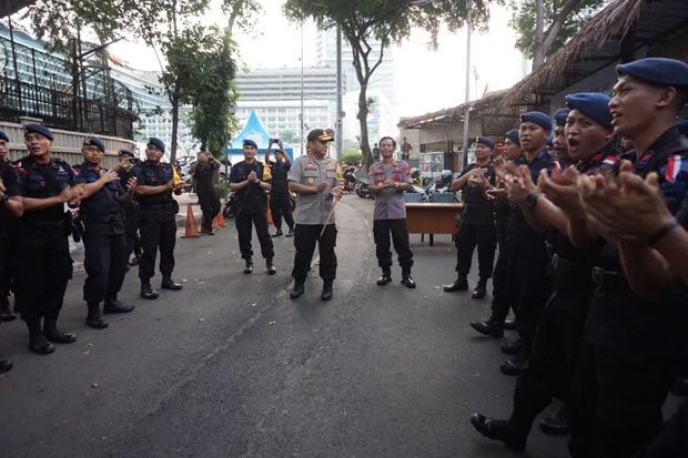 Lepas Rindu, Kapolda Kalsel Sapa Anggota yang Bertugas Amankan Jakarta