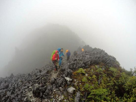 Wisata Petualangan Potensial Dikembangkan di Indonesia